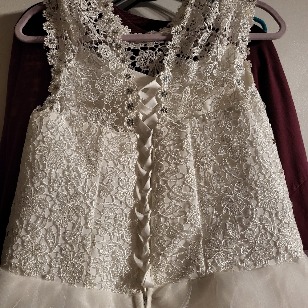 NWOT White Bridal Ball Gown Cap Sleeves Wedding Dress - Picture 6 of 6